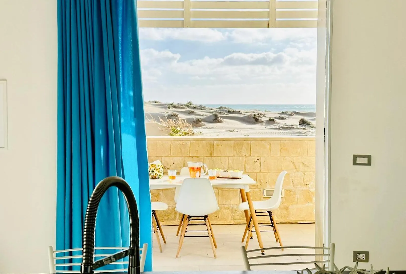 Casale Sul Mare Villa Donnalucata  Italy
